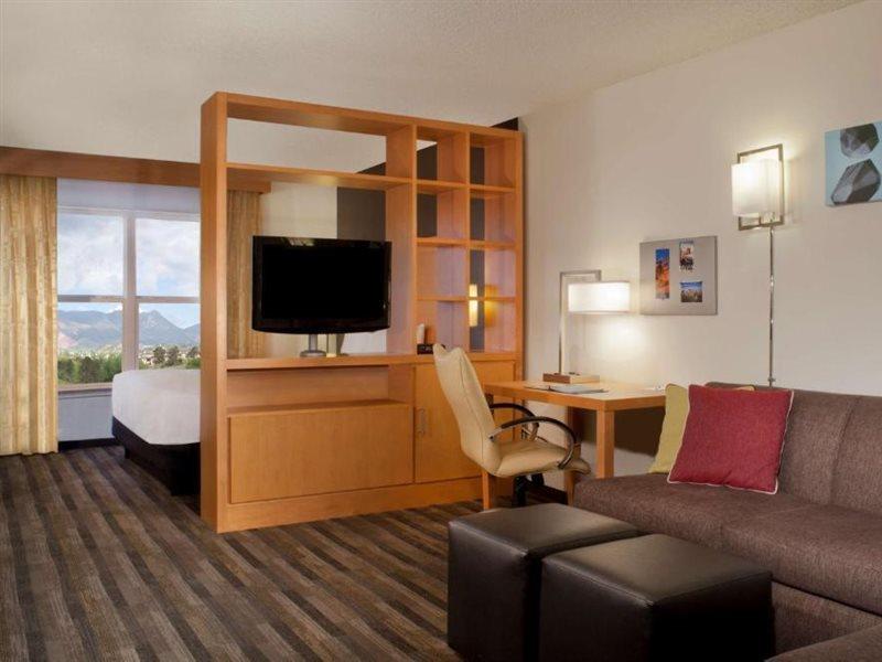 Hyatt House - University Village Colorado Springs Esterno foto