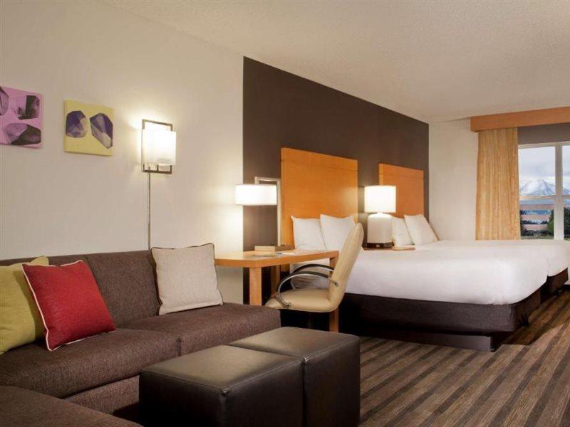 Hyatt House - University Village Colorado Springs Esterno foto