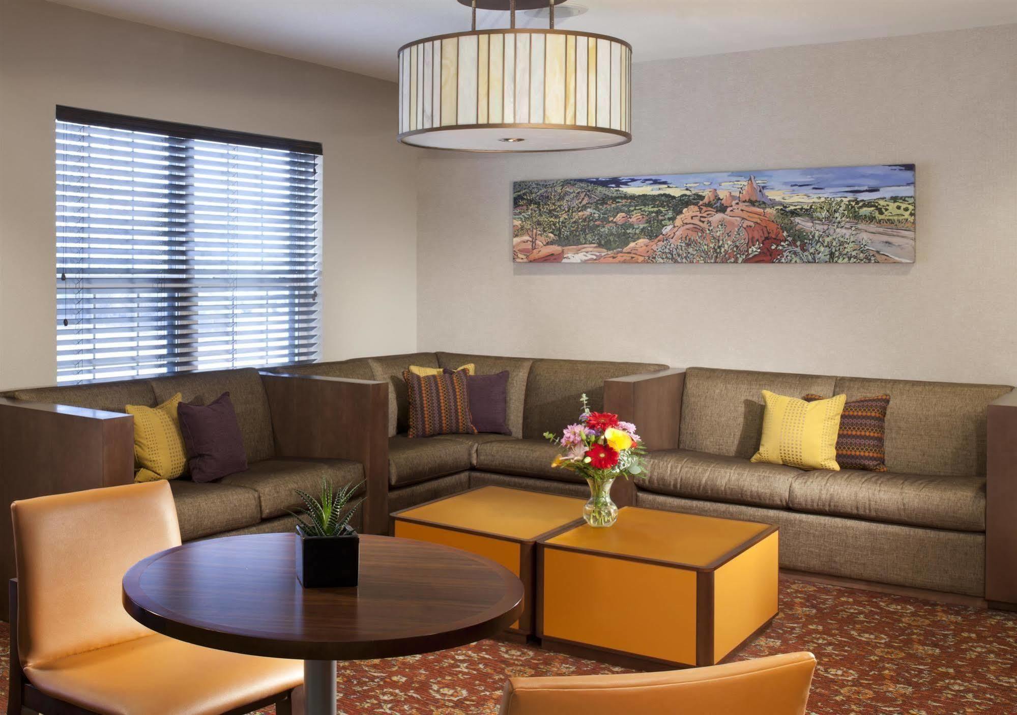 Hyatt House - University Village Colorado Springs Esterno foto